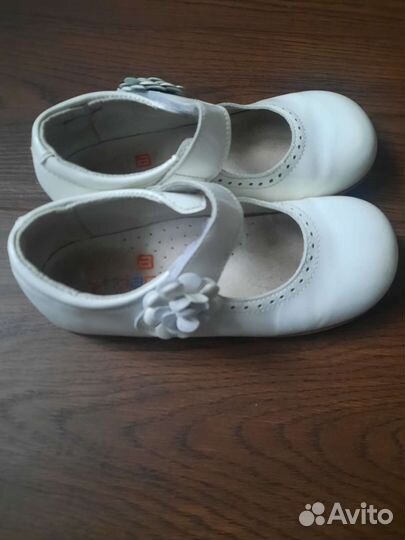 Туфли для девочки 27 размер