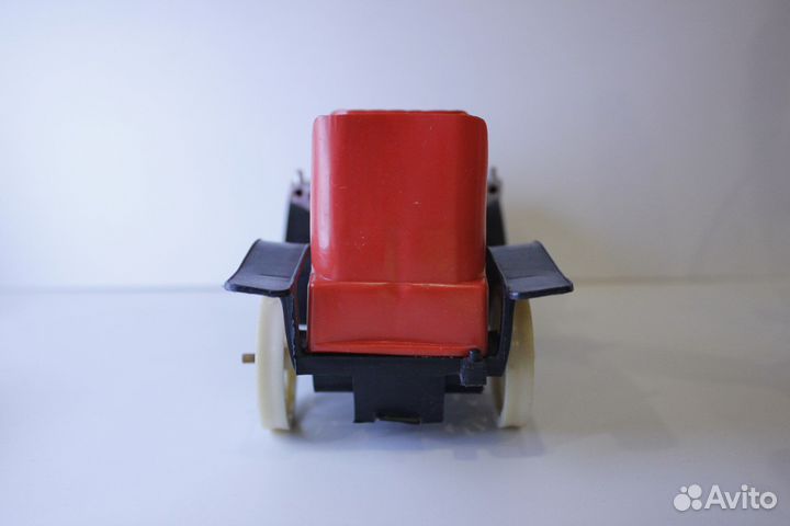 Заводная машинка СССР 