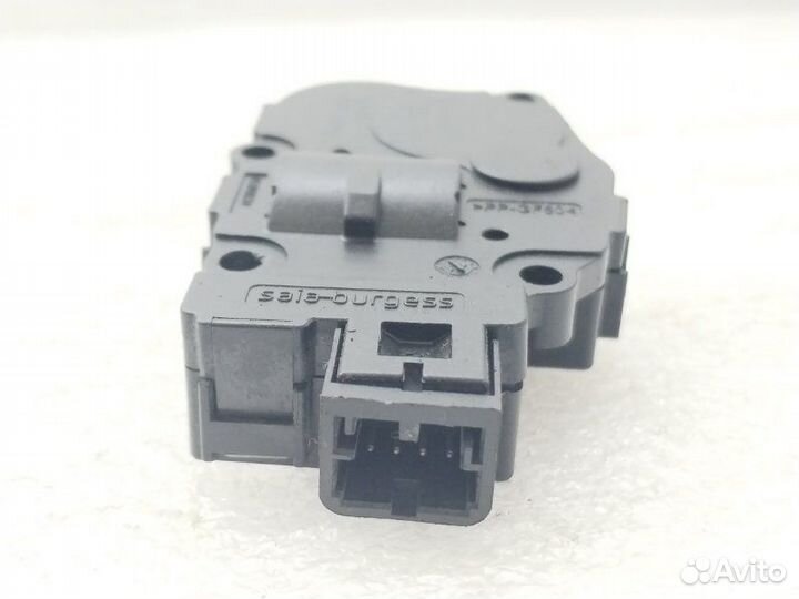 Сервопривод заслонок печки Mercedes-Benz Cls-Class