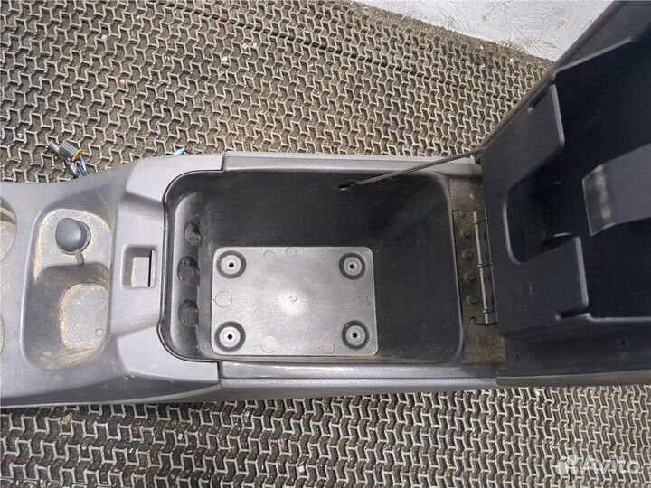 Консоль салона Ford Explorer, 2003