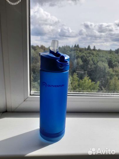 Спортивная бутылка для воды