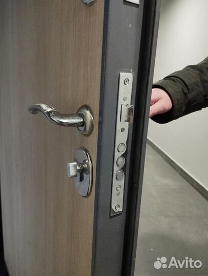 Вскрытие Замков,Квартиры,Авто,Гаражи.Замена замков