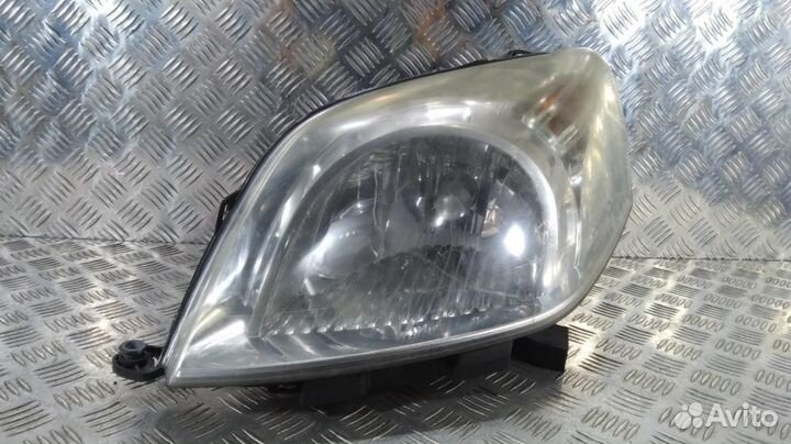 Фара Fiat Fiorino (2008-2020)