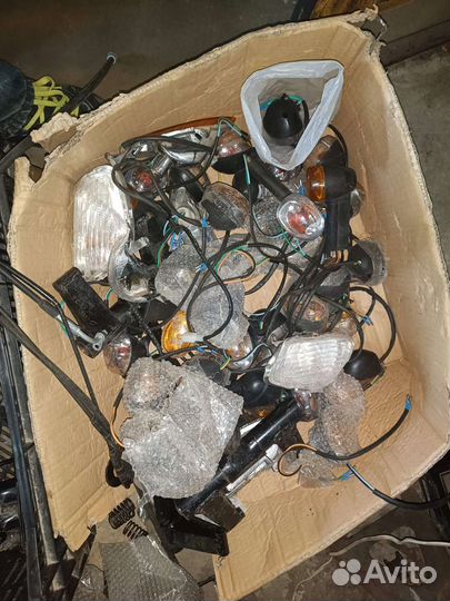 Запчасти на китайский скутер