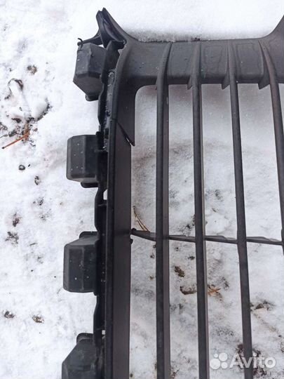 Решетка в бампер Lexus GS IV