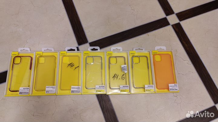 Чехол на iPhone 11