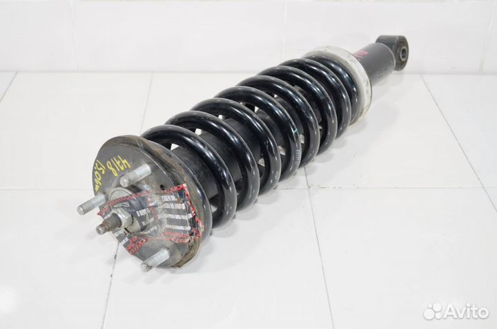 Стойка амортизатора передняя Toyota Sequoia