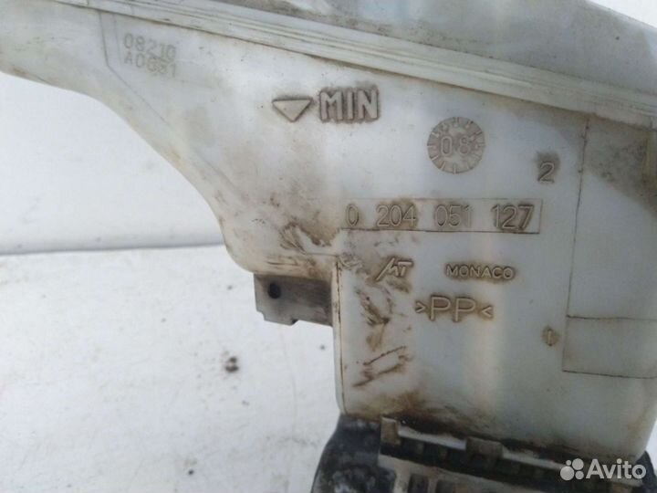 Главный тормозной цилиндр Опель Корса Д