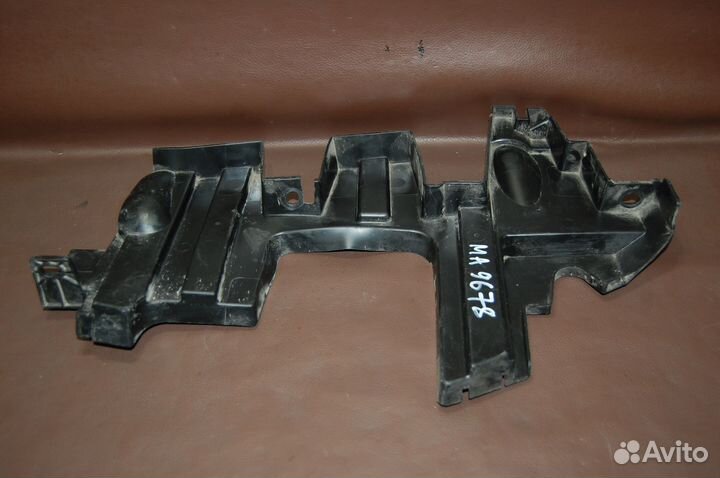 Дефлектор радиатора правый - Honda CR-V 5