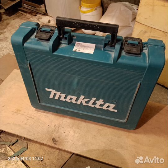 Перфоратор makita 2810