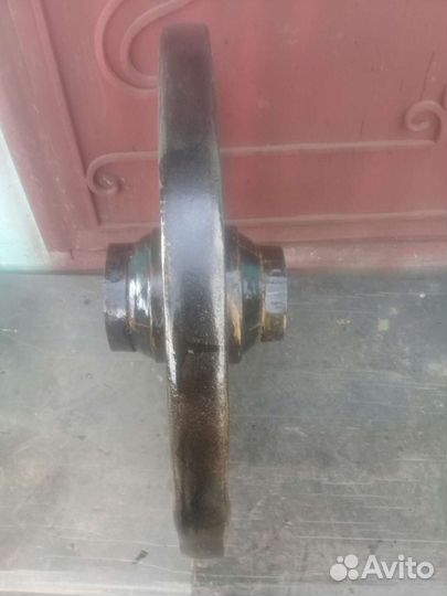 Колесо деревянное от телеги