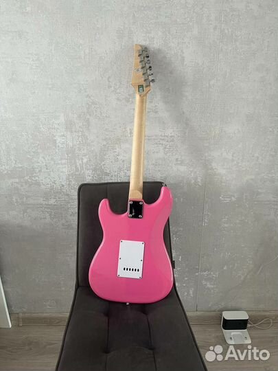 Электрогитара