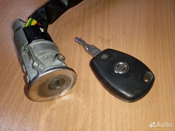 Nissan Almera (G15) III замок зажигания
