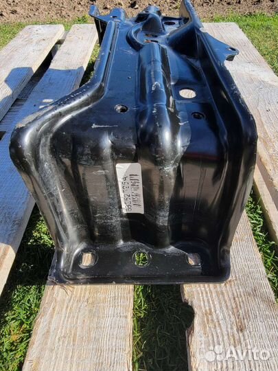 Jeep Grand Cherokee WK2 2019 балка крепление АКПП