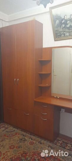 Прихожая со шкафом