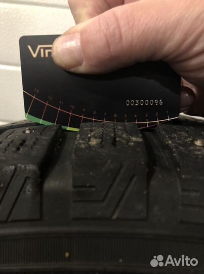 Dunlop SP Winter Ice 01 285/60 R18