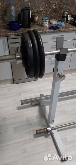 Стойки для жима штанги