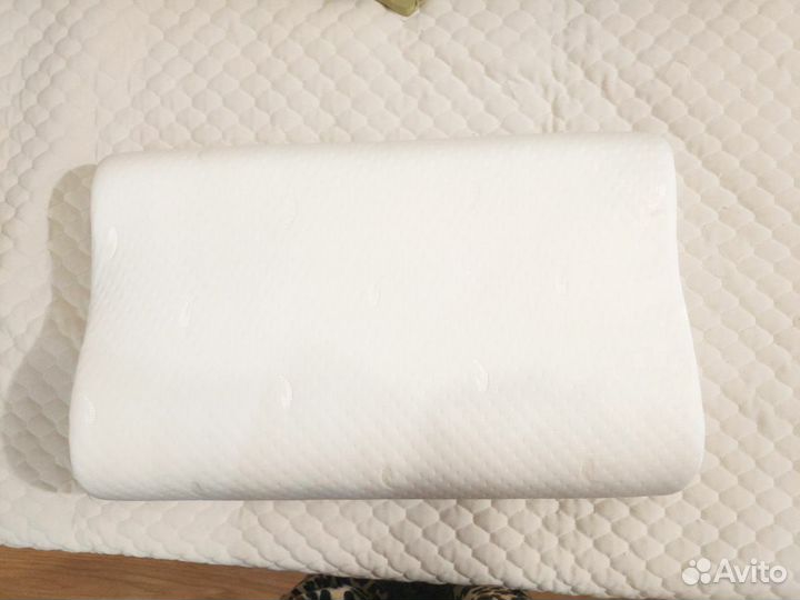 Подушка ортопедическая с эффектом памяти