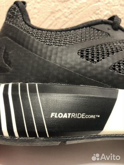 Кроссовки reebok