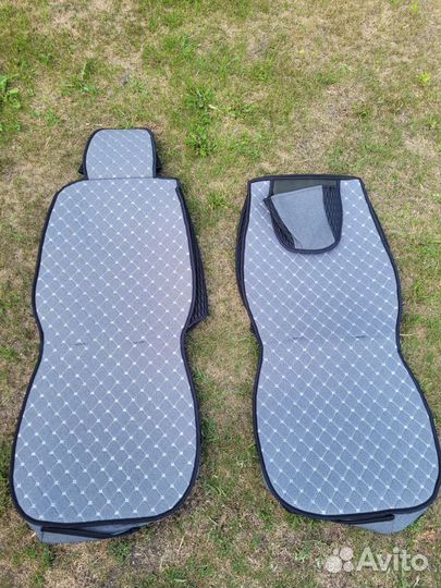 Чехлы на автомобильные сидения универсальные