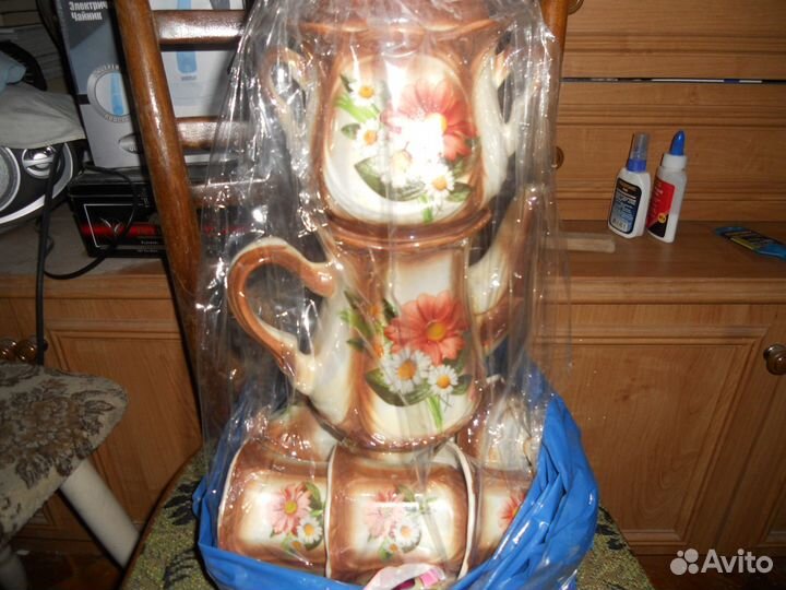 Сервизы чайные, цветы