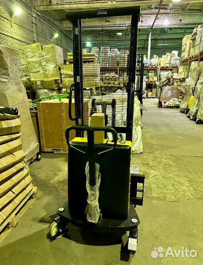 Штабелер гидравлический новый