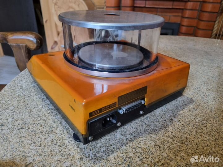 Весы Sartorius E2000D