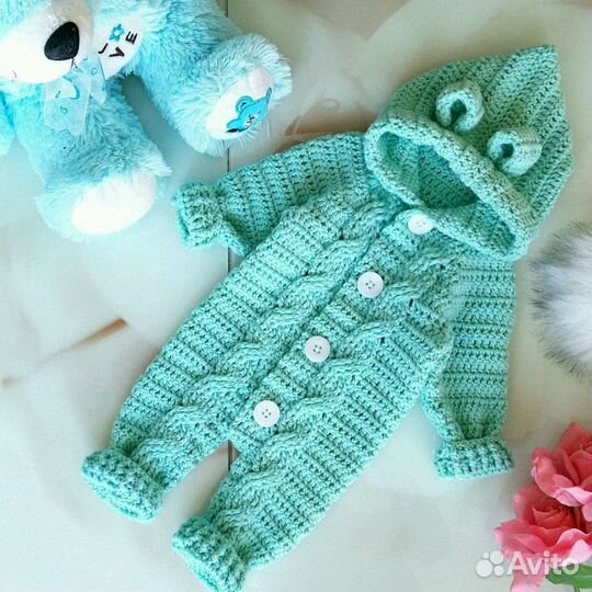 Детский вязанный костюмчик для ребенка малыша