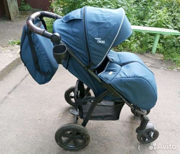 Прогулочная коляска bubago cross