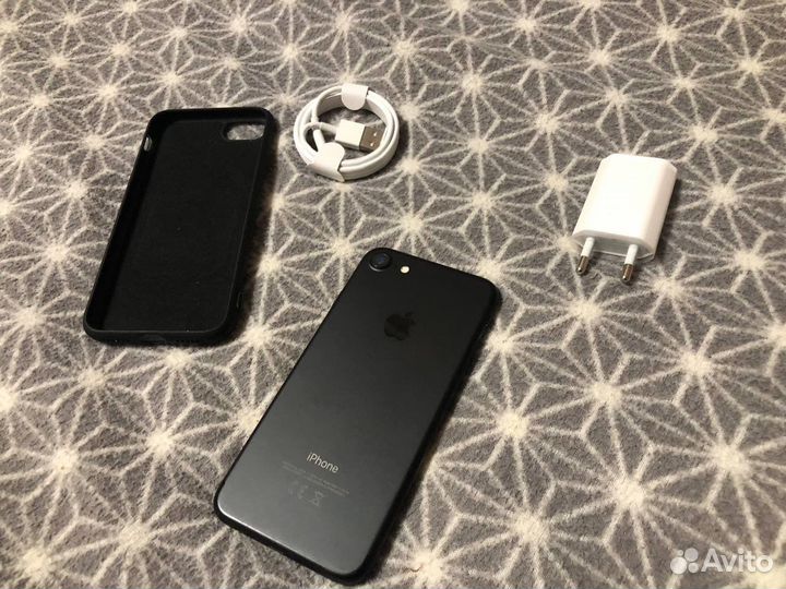 iPhone 7 32gb, черный