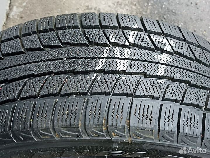 Triangle TR777 215/55 R16 99T
