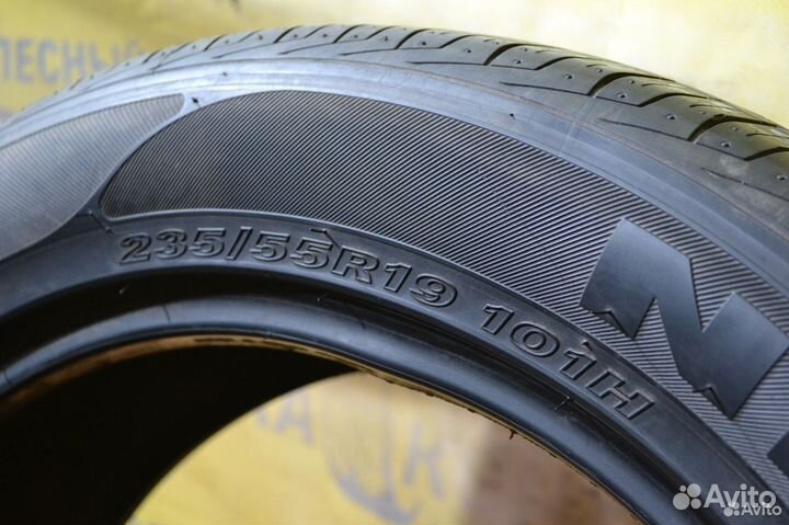 Nexen Roadian 581 235/55 R19