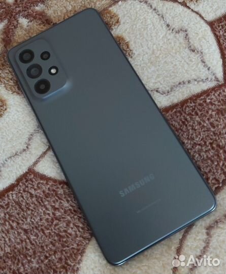 Samsung Galaxy A73