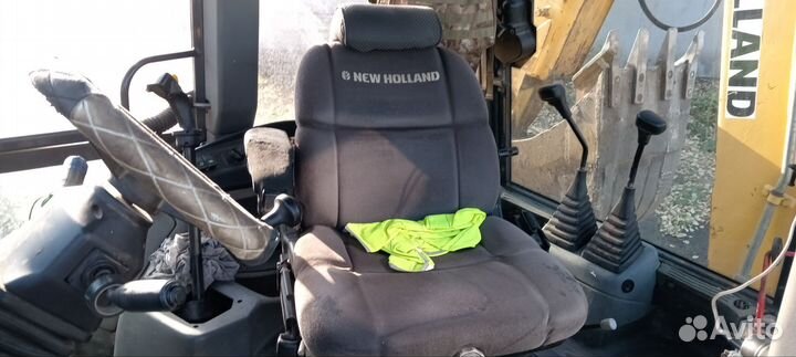 Экскаватор-погрузчик New Holland LB95B, 2007