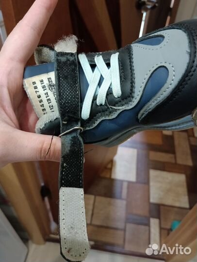 Ботинки осенние, сандали