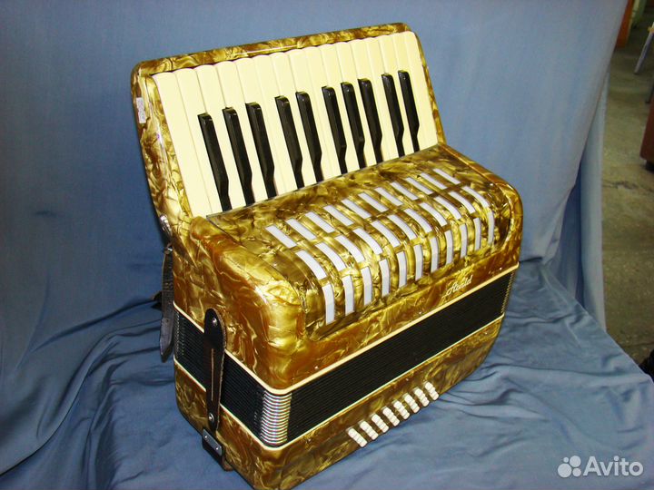 Прокат музыкальных инструментов