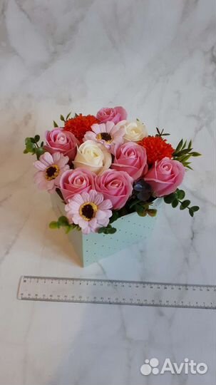 Букет из 13 мыльных роз учителю 1 сентября