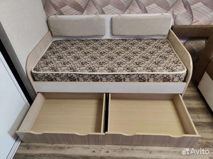 Детская кровать диван