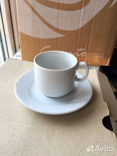Чашки и блюдца для кофе