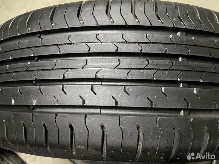 Continental ContiEcoContact 5 215/60 R17 96H