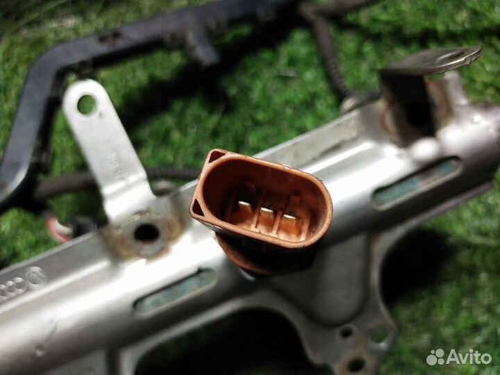 Топливная рампа Audi Q5