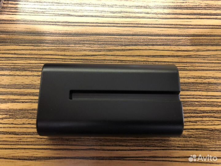 Зарядное для Sony + аккумуляторы NP-F550/570