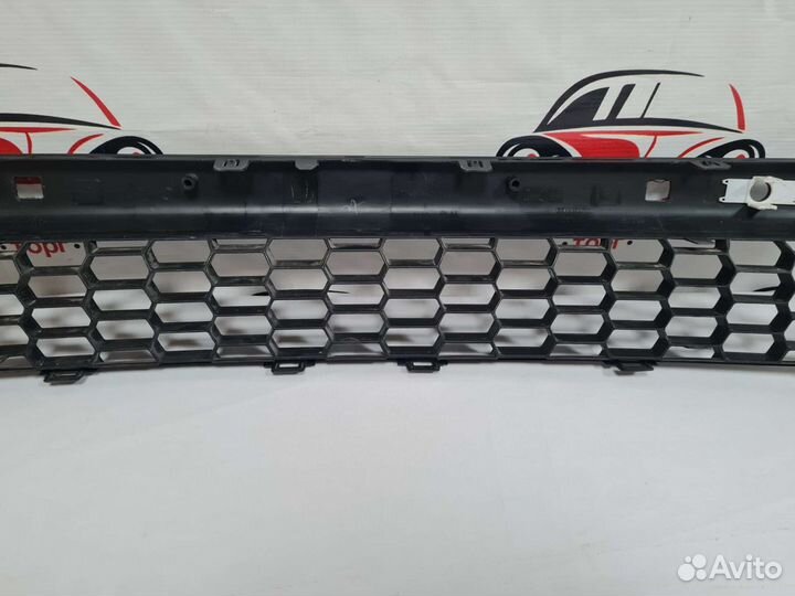 Решетка переднего бампера Lexus NX (2014-2017)