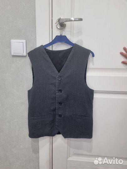 Жилет школьный