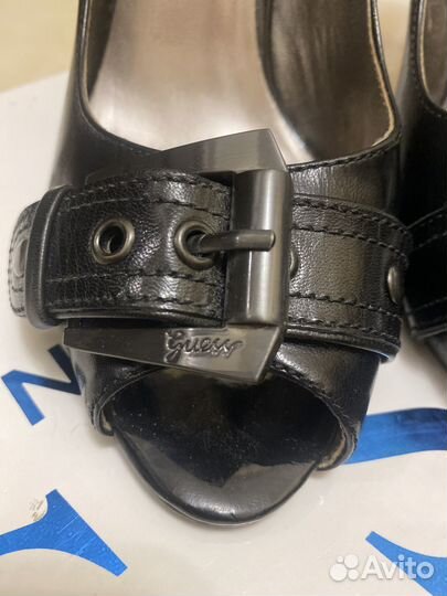 Туфли женские Guess