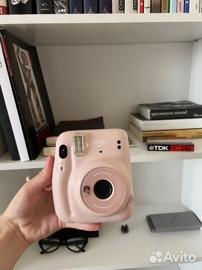 Фотоаппарат Fujifilm Instax mini 11