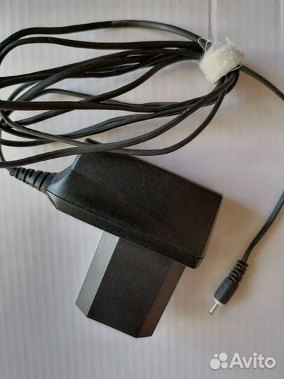 Зарядное устройство nokia AC-8E