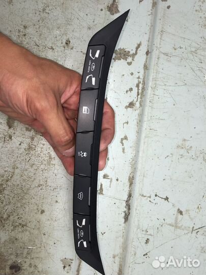 Центральный блок кнопок лада веста