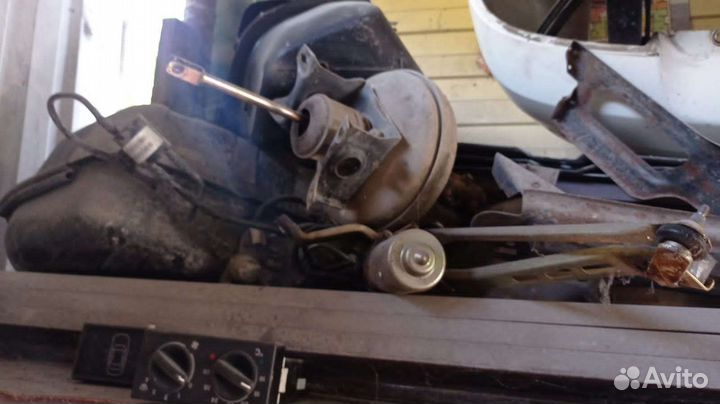Тормозной вакум и цилиндр 2112