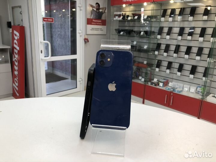 iPhone 12, 64 ГБ